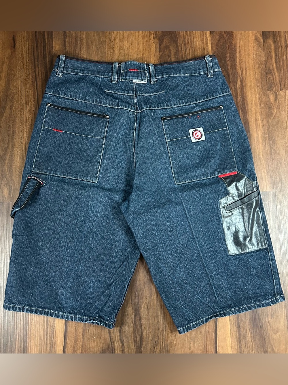 Vintage Y2K Ecko Unlimited Dark Blue Denim Cargo Shorts with Utility Pockets